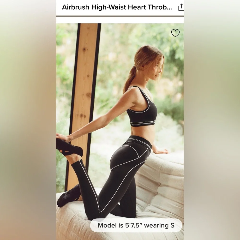 ALO Yoga NWT Airbrush High Waist Heart Throb Leggings Black White Size L